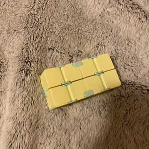 Fidget cube